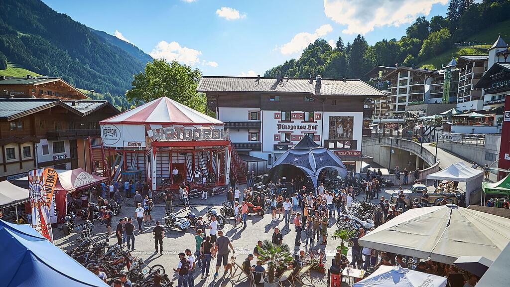Rund 1.000 Harleys waren zu bestaunen.