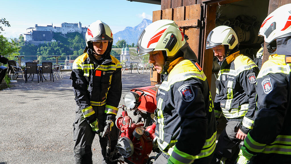 Übung Berufsfeuerwehr Kapuzinerberg