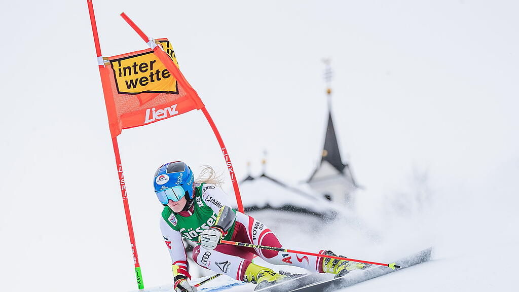 Abfahrt Damen Lienz