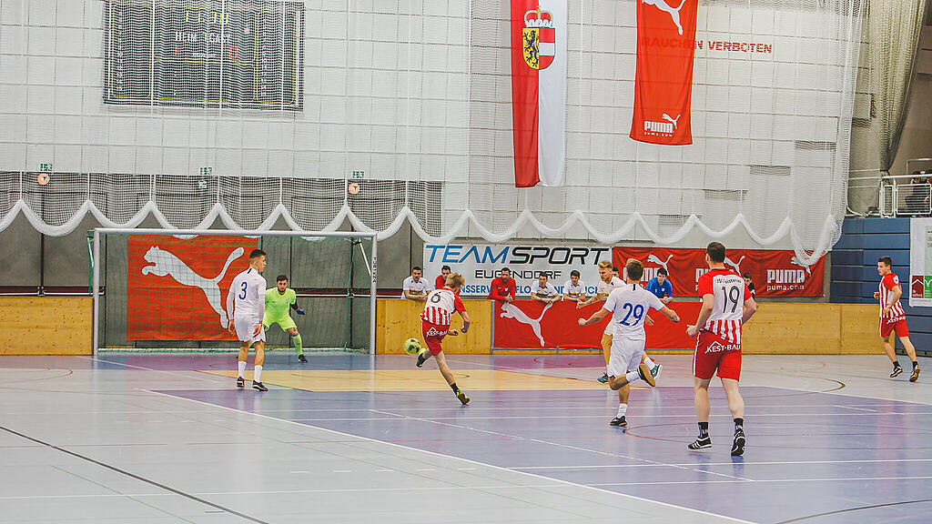 Salzburger Stier, Hallenfu\u00dfball