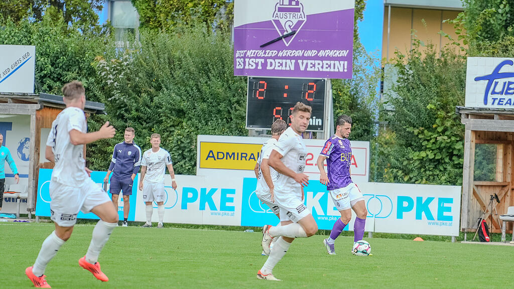 2. Liga: Austria Salzburg gegen Amstetten