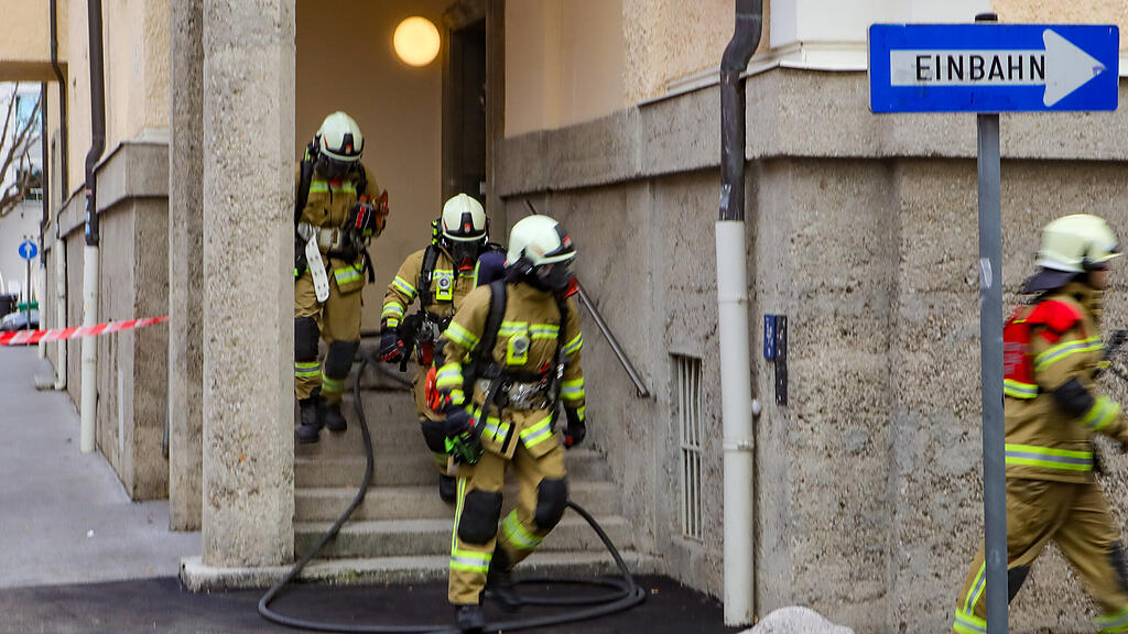 Zimmerbrand in Salzburger Plainstraße
