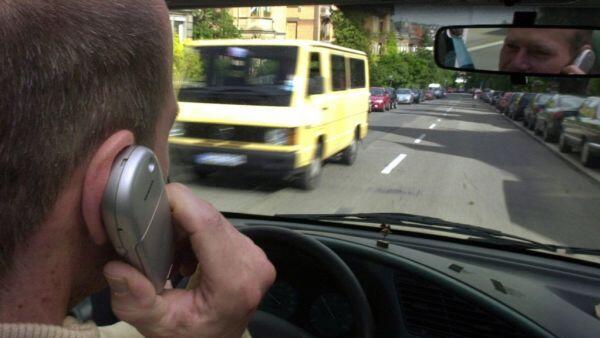 Eher telefonieren als SMS schreiben