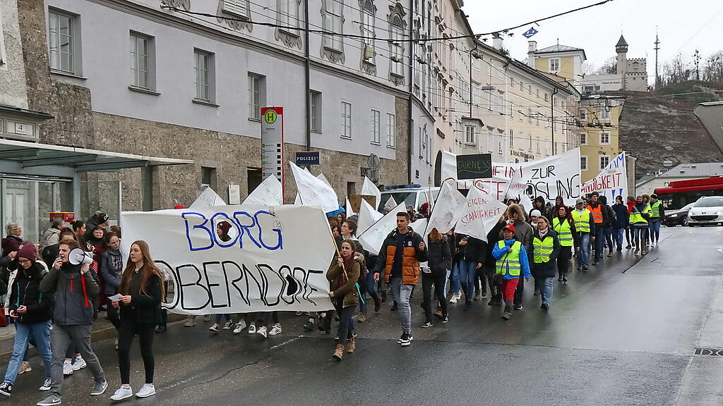 Protestmarsch BORG Oberndorf