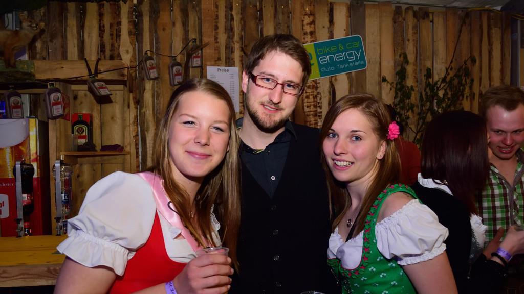 Sagler Bierzelt, FR, III
