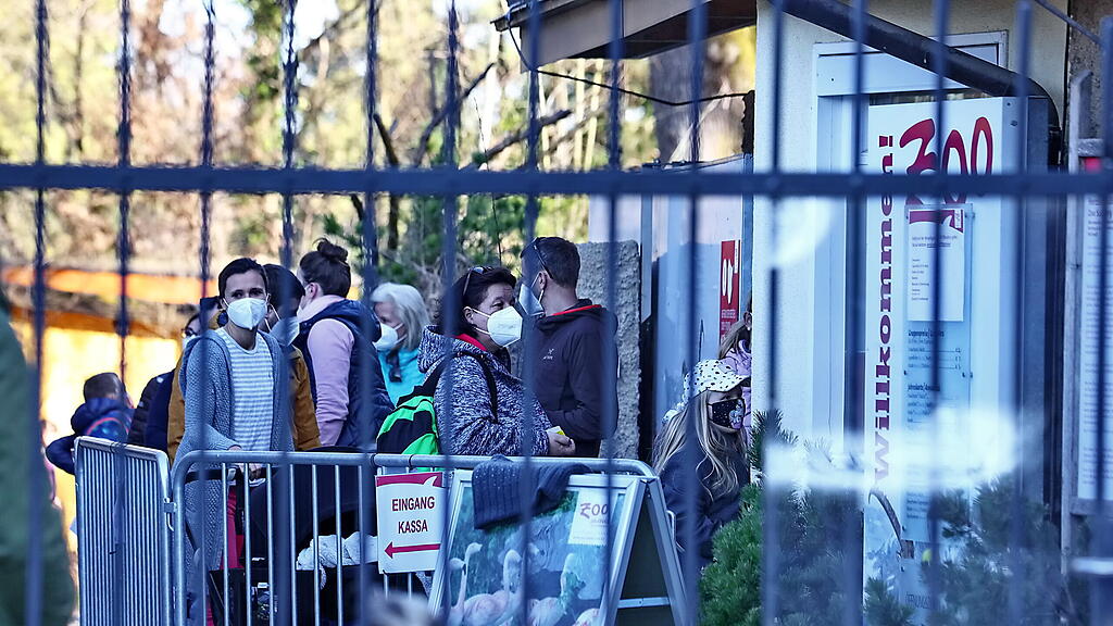 Andrang auf Zoo Hellbrunn
