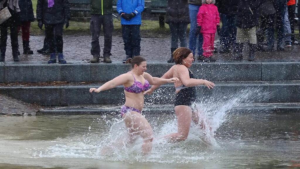 Silvesterschwimmen in Seeham
