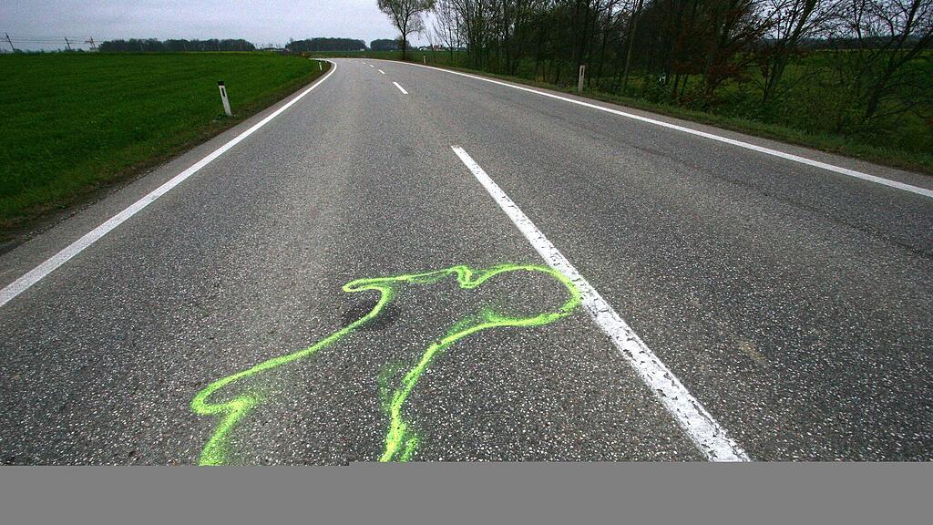 Für den Motorradfahrer kam jede Hilfe zu spät.