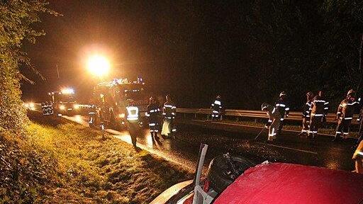 Bilder vom Unfallort auf der B1