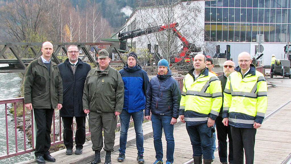 BehelfsbrückeSulzau27111904.jpg