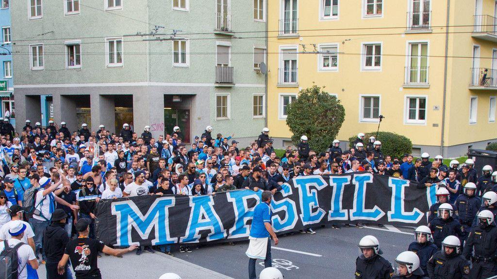 Fanmarsch Marseille vs. RB Salzburg