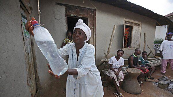 Ebola-Epidemie breitete sich rasch aus