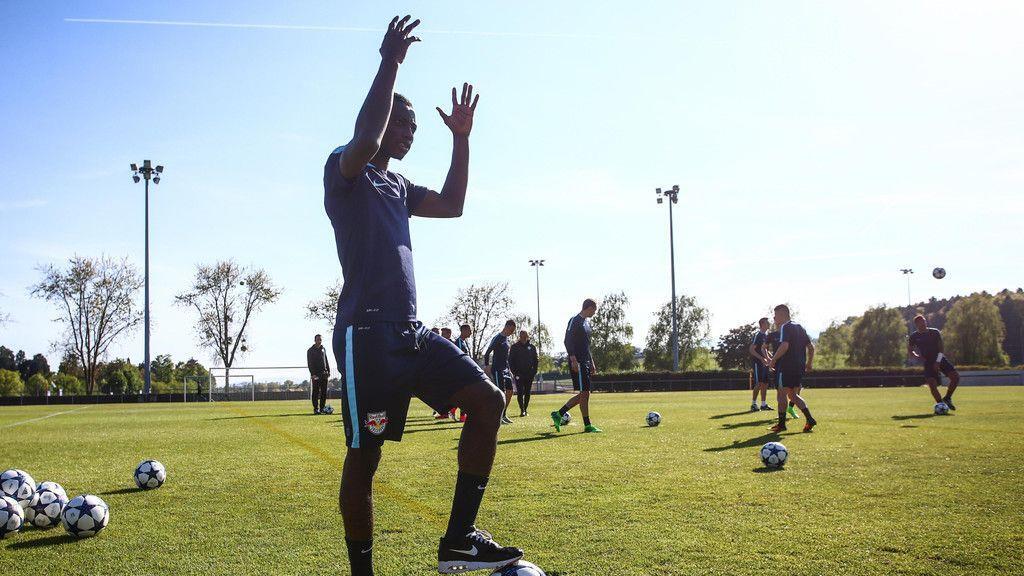 Training und Entspannung vor Youth-Legaue-Finale