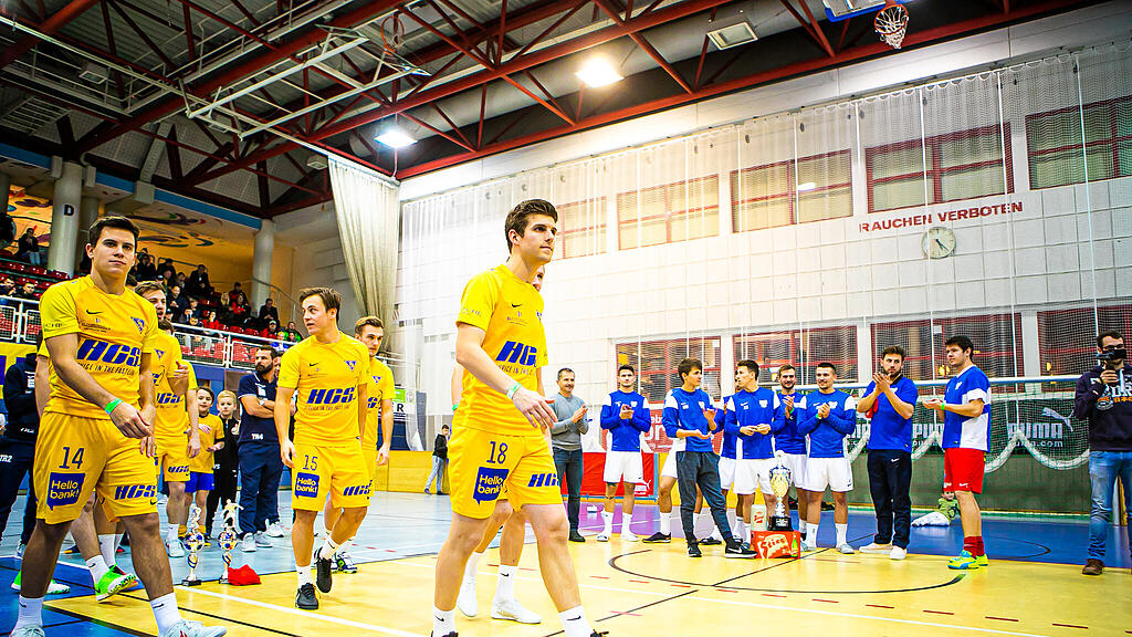 Salzburger Stier, Hallenfu\u00dfball
