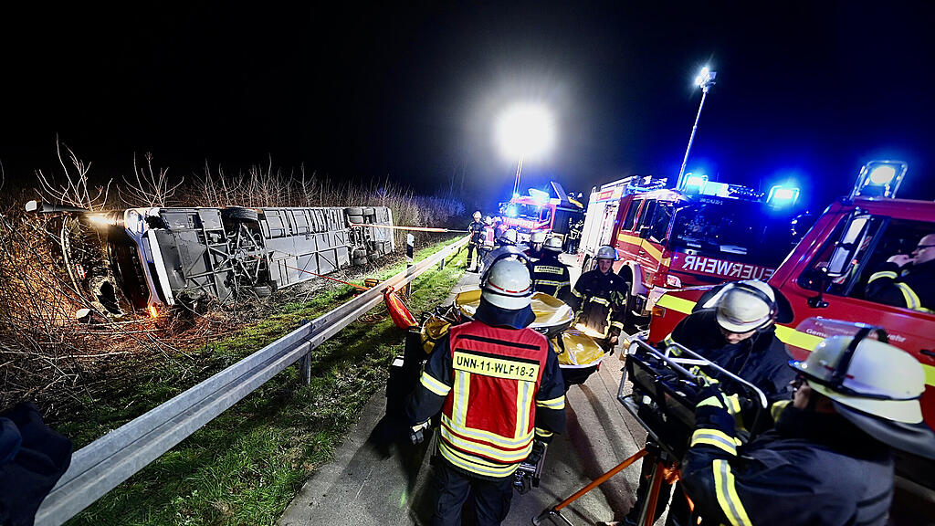 Reisebus-Unfall in Deutschland