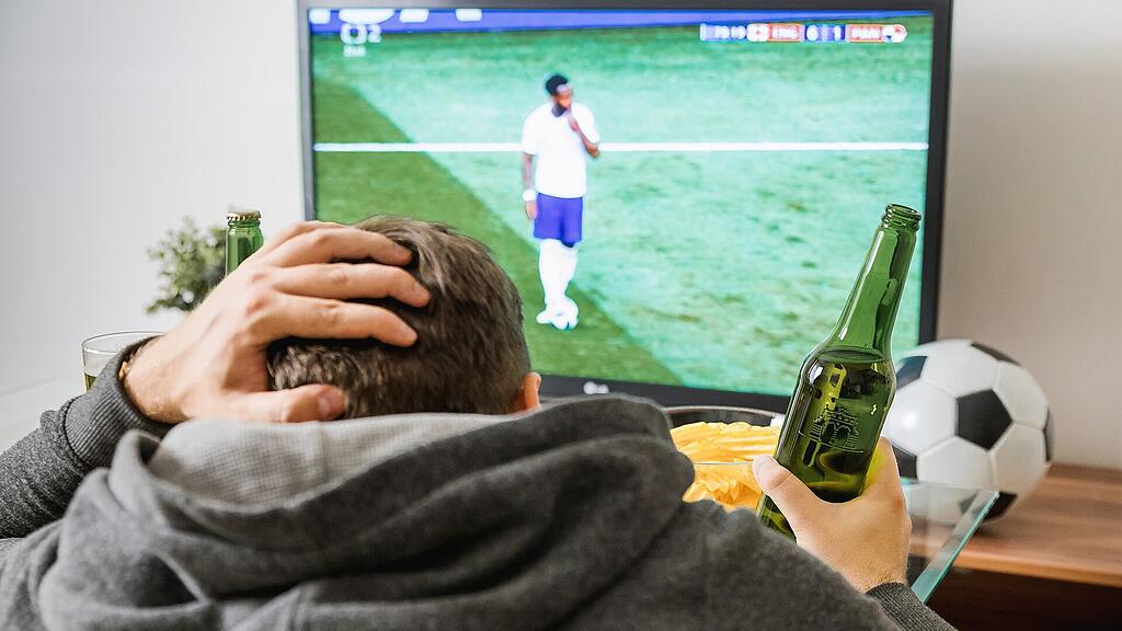 symb_Fußballspielen, symb_Fernsehen, symb_Fußballfan,