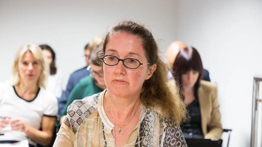 Rathgeber habe einen größeren Schaden vom Land abwenden wollen.