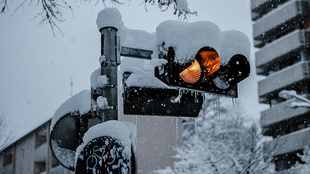 Verschneites Salzburg in den Morgenstunden