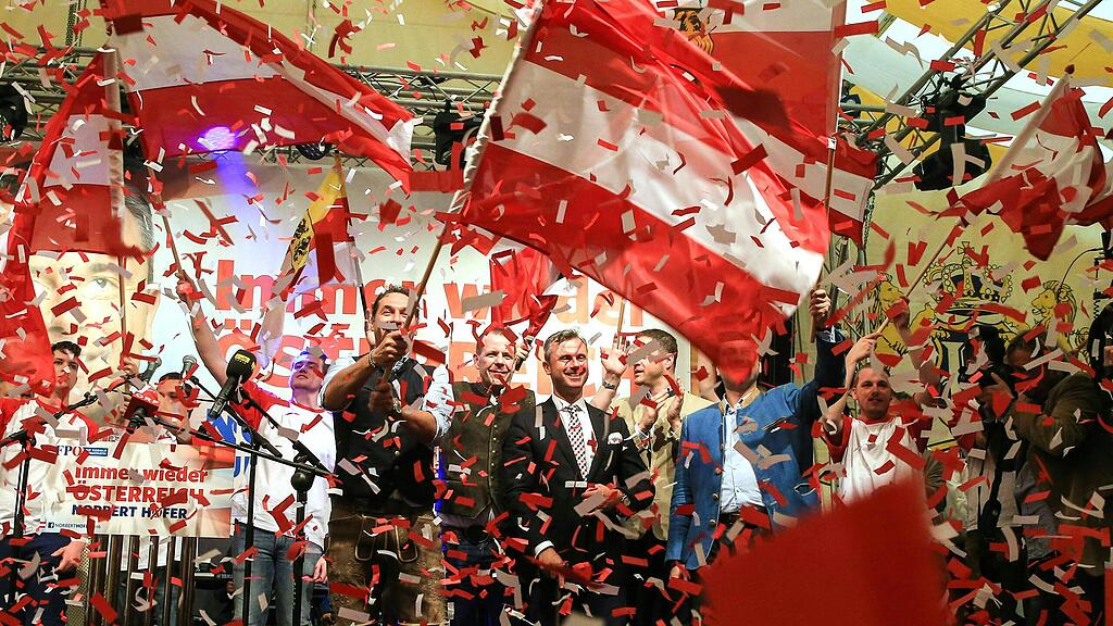 Rund 5.000 FPÖ-Anhänger wurden auf die Stichwahl eingeschworen.