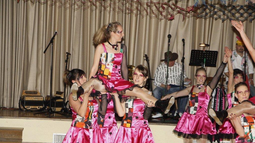Maskenball in Fridolfing