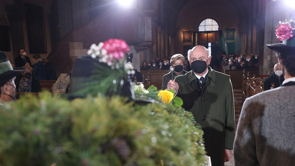 Requiem für Sepp Forcher, Franziskanerkirche