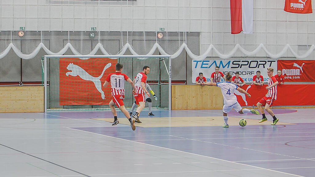 Salzburger Stier, Hallenfu\u00dfball