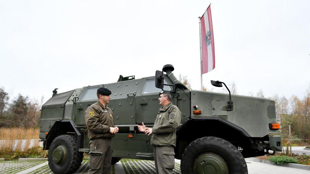 Bundesheer stellt Justizwache gepanzerte Fahrzeuge zur Verfügung: Übergabe in Salzburg