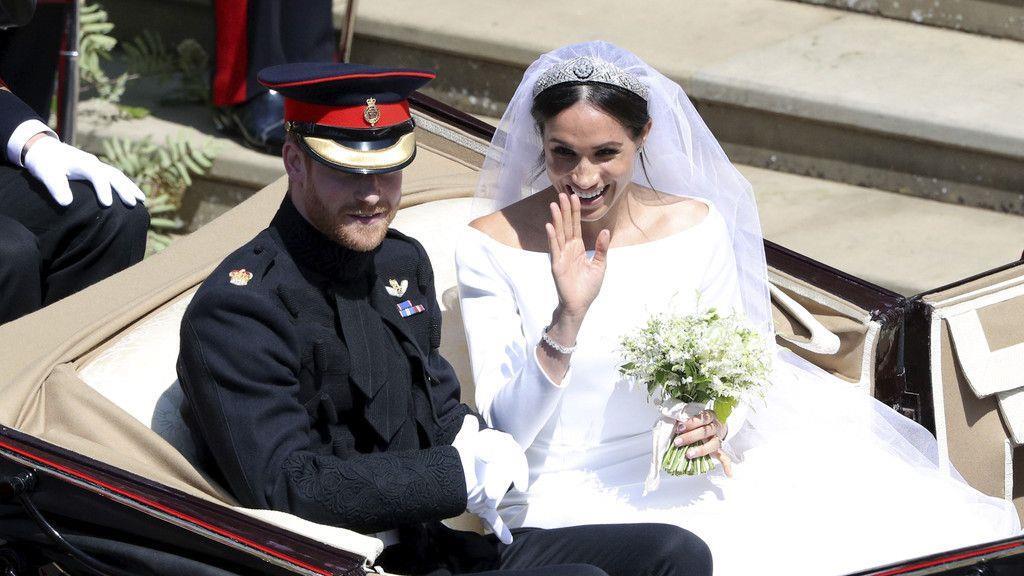 Royale Hochzeit: Der erste Kuss von Harry und Meghan