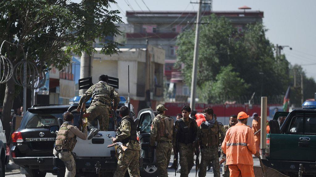 Bombenanschlag in Kabul fordert dutzende Tote