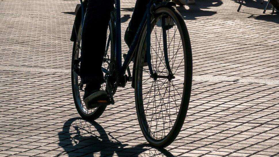 Die Radlerin wurde leicht verletzt. (Themenbild)