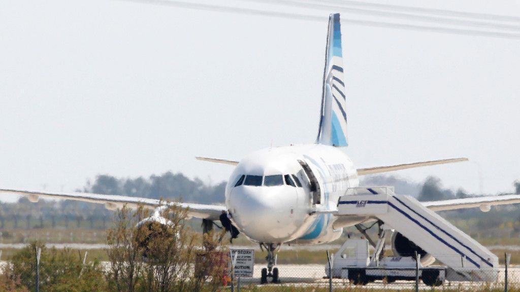Ägyptisches Flugzeug entführt