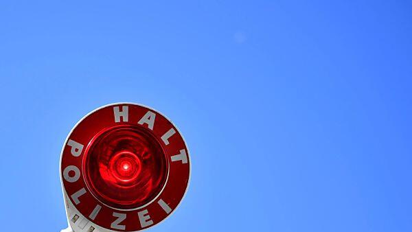 Laut Polizei war schon das Stahlgerippe unter den Reifen sichtbar