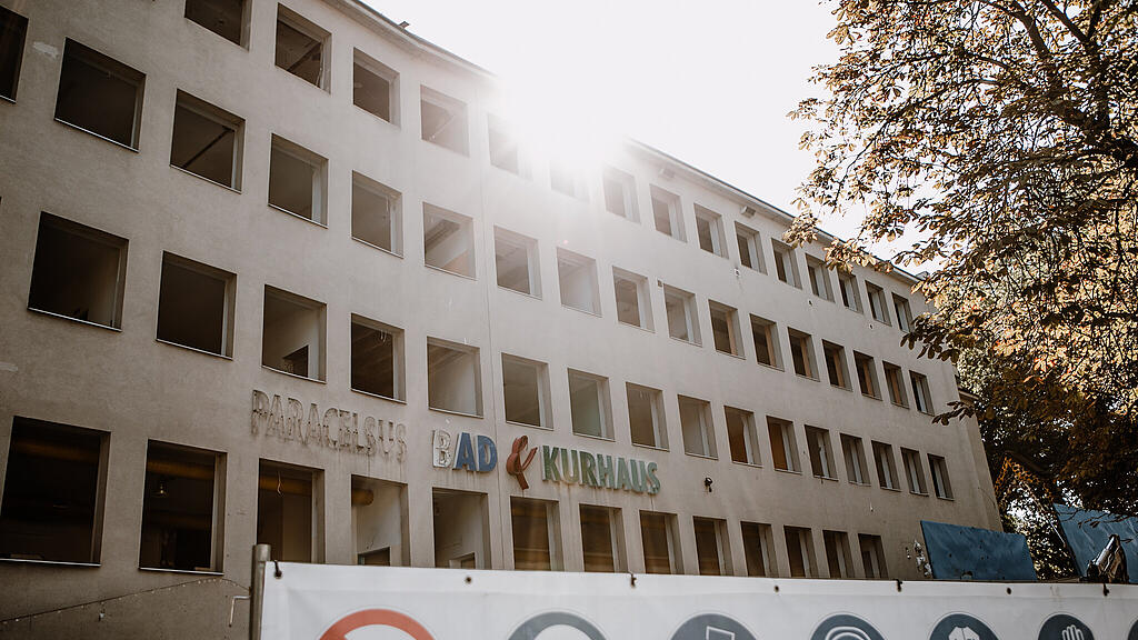 Abbrucharbeiten Kurhaus
