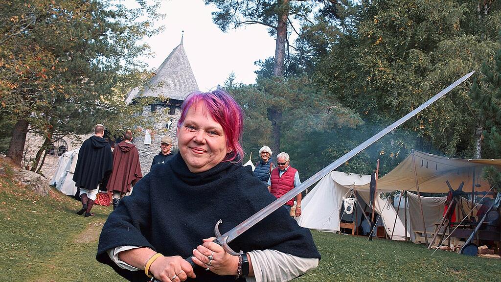 Mittelalterfest auf Burg Finstergr\u00fcn
