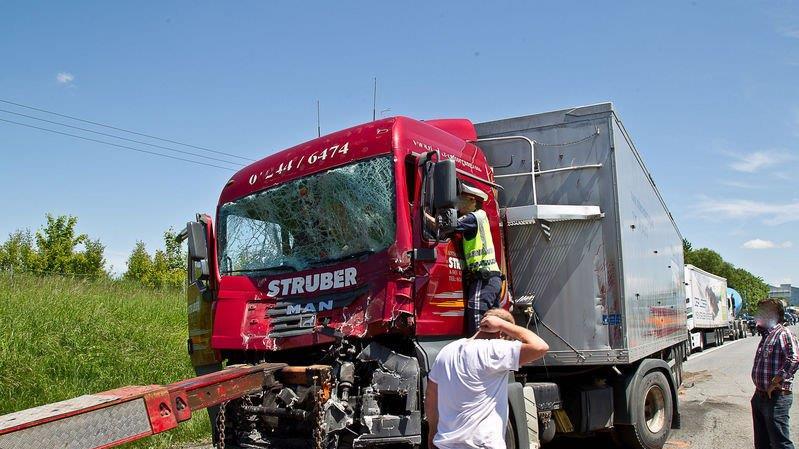 Lkw-Crash auf A1 II