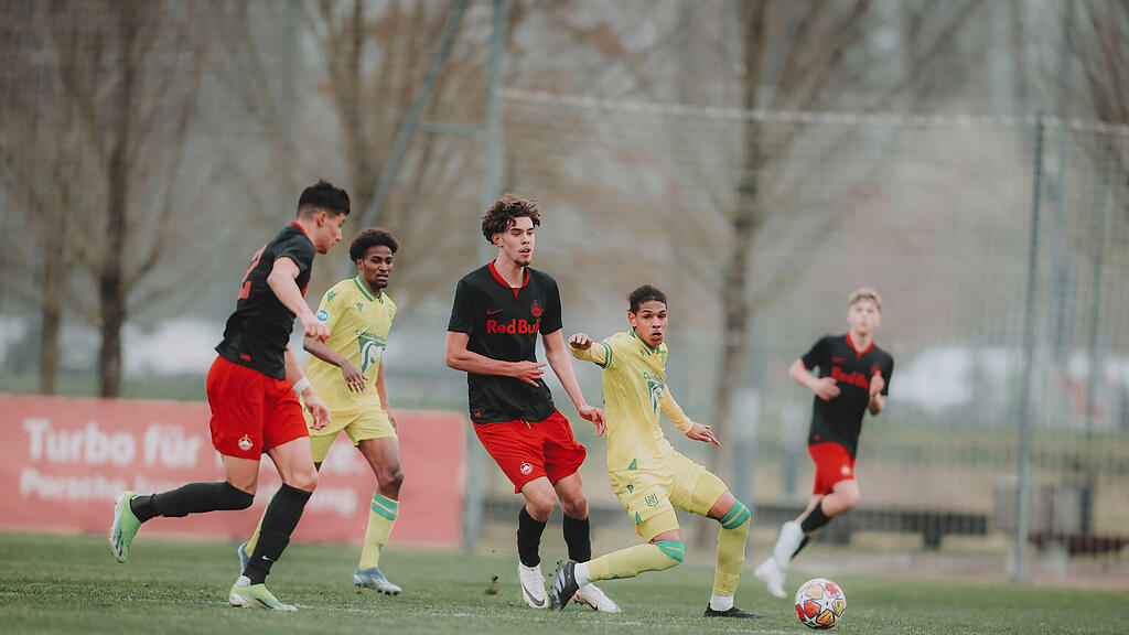 Jung-Bullen, Youth League, Nantes
