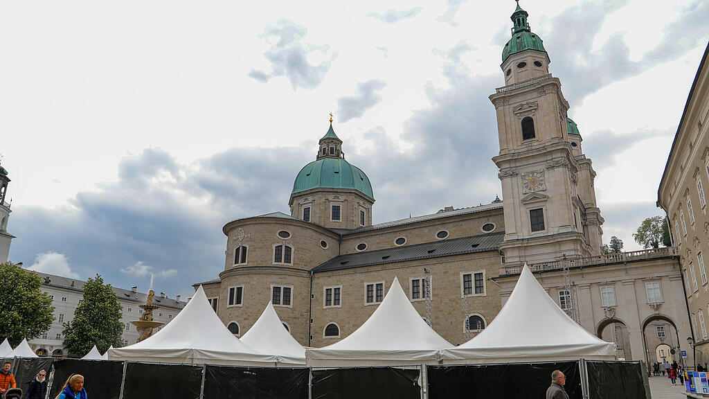 Residenzplatzkonzerte: Aufbau