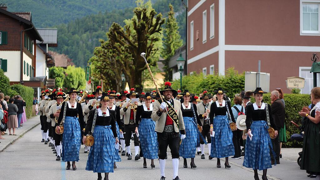 100 Jahre "d’Bleckwandla" in Strobl