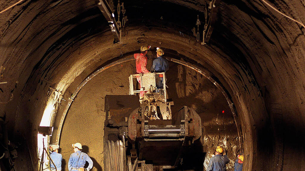 Semmering-Basistunnel, SB