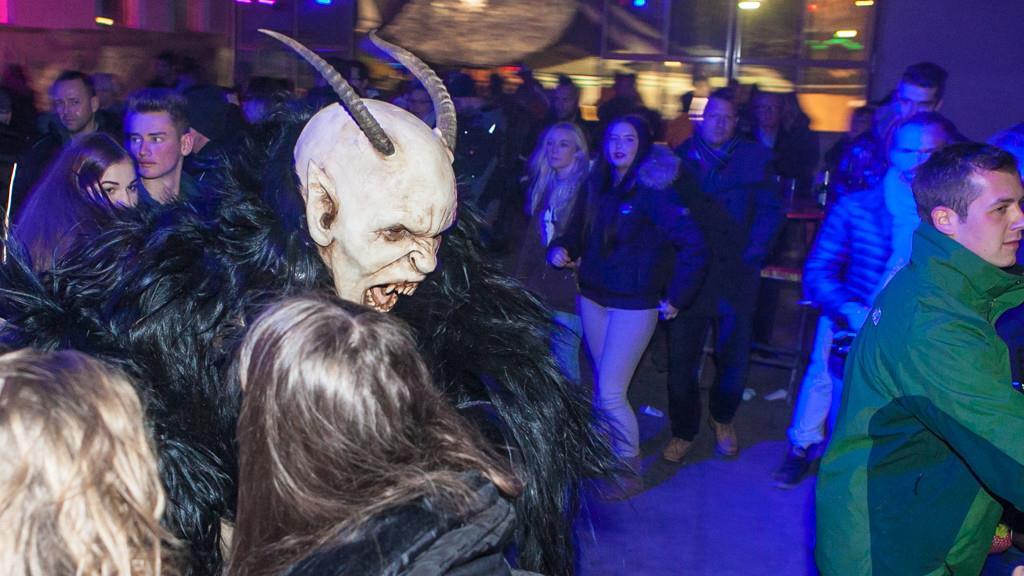 Krampuskränzchen Hallwang, II