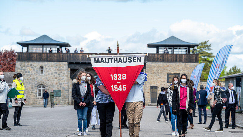 Mauthausen_Gedenkfeier