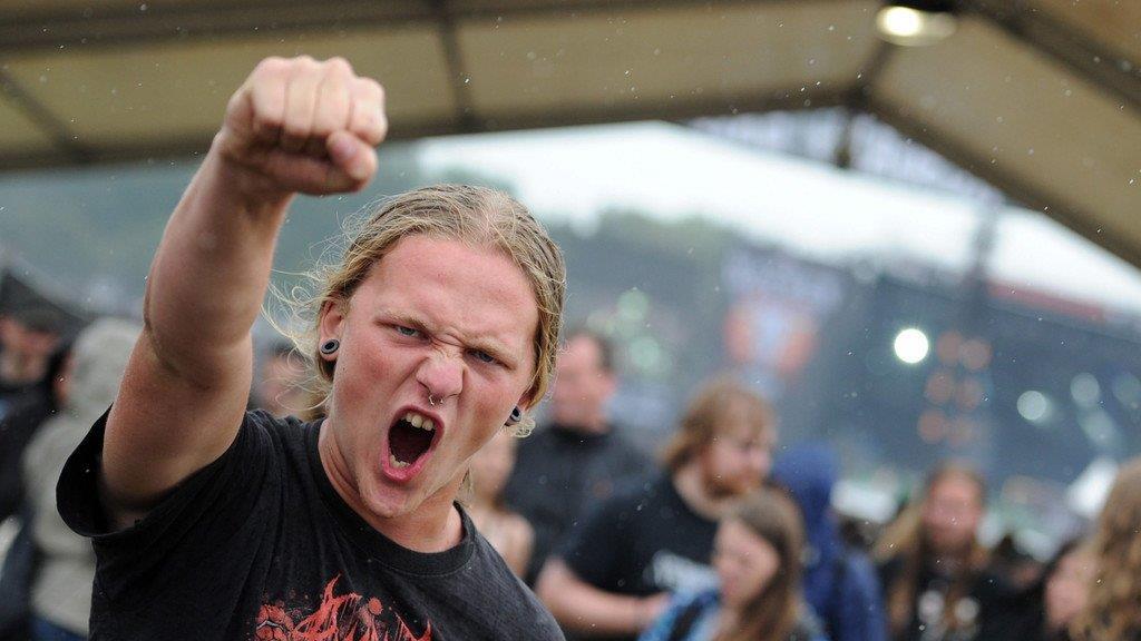 Wacken: Heavy Metal im Schlamm