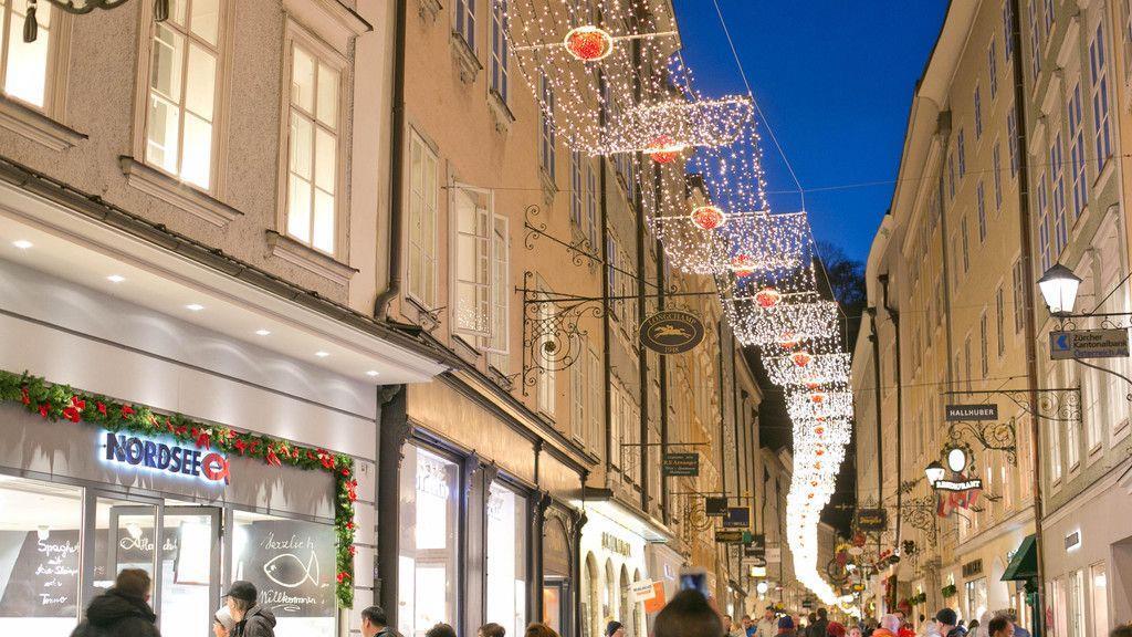Weihnachtsbeleuchtung in der Getreidegasse