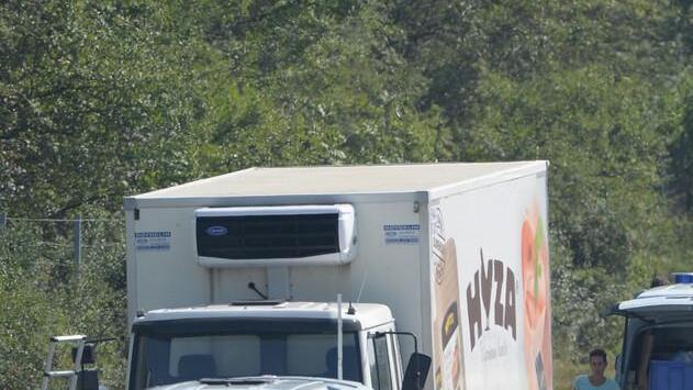 Leichen in Schlepperfahrzeug auf A4