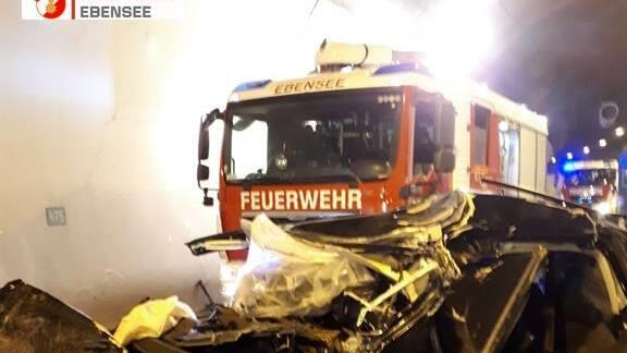 Tödlicher Frontalcrash in Tunnel in Ebensee
