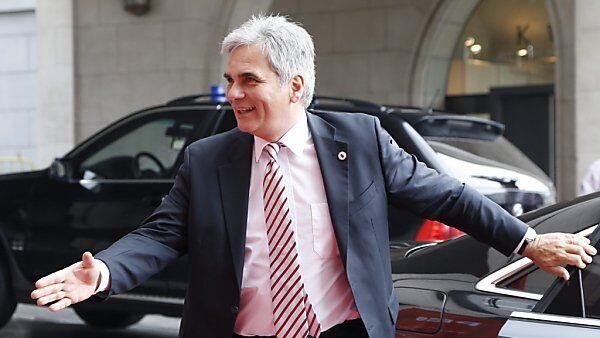 95 Prozent kennen Kanzler Faymann
