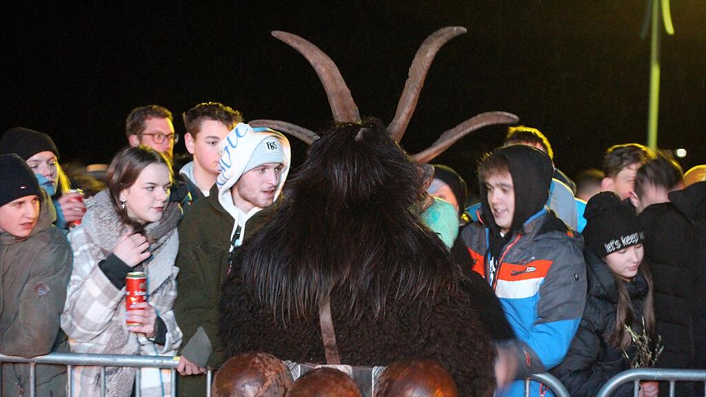 15. Krampuslauf am Villaparkplatz