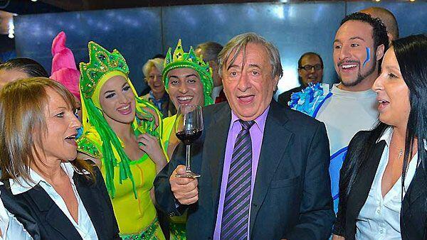 Richard Lugner feierte seinen 80. Geburtstag bei der Premiere des des “Circo Acquatico” in Wien