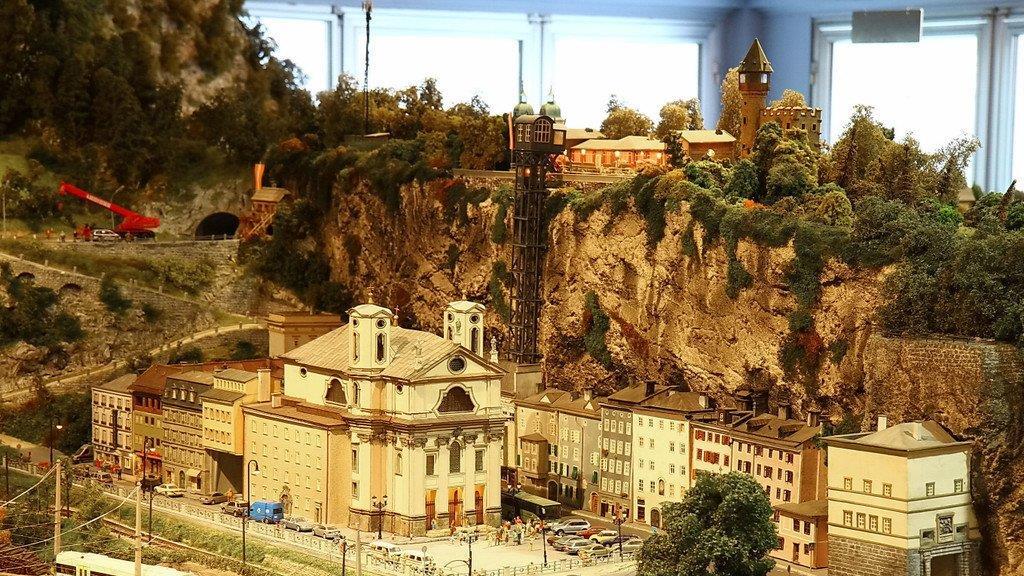 Die Ausstellung in Parsch
