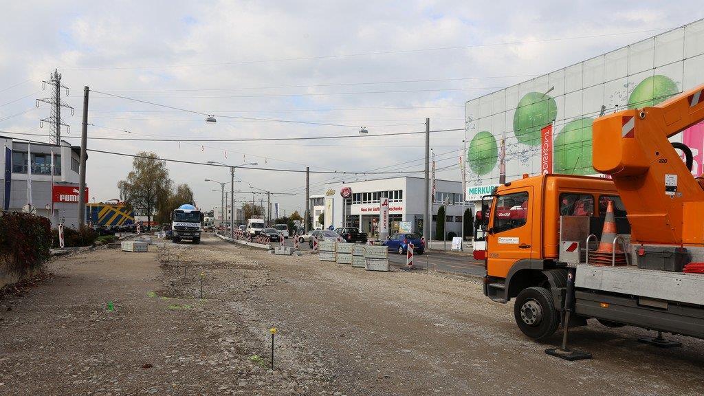 Münchner Bundesstraße: Baustelle fast fertig